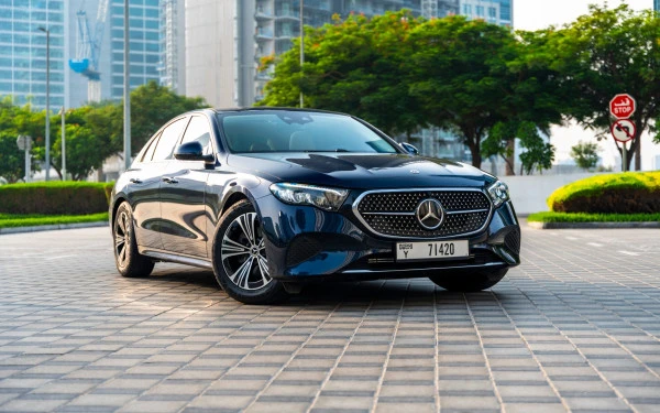  Blue Mercedes E200 Photo 