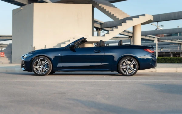  Dark Blue BMW 430i cabrio Photo 