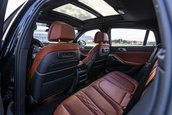  Dark Blue BMW X6 M-kit Photo 