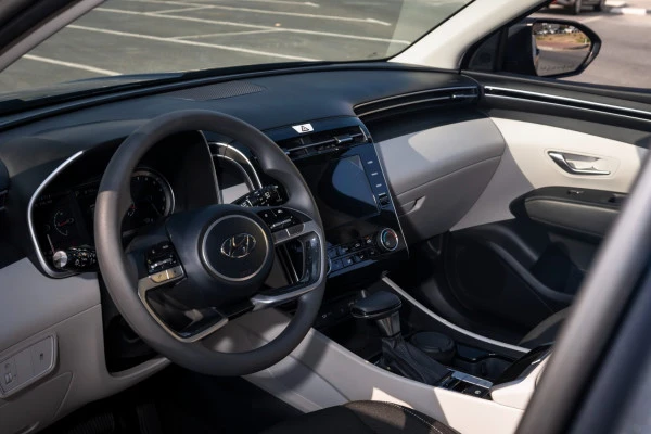  Black Hyundai Tucson Photo 