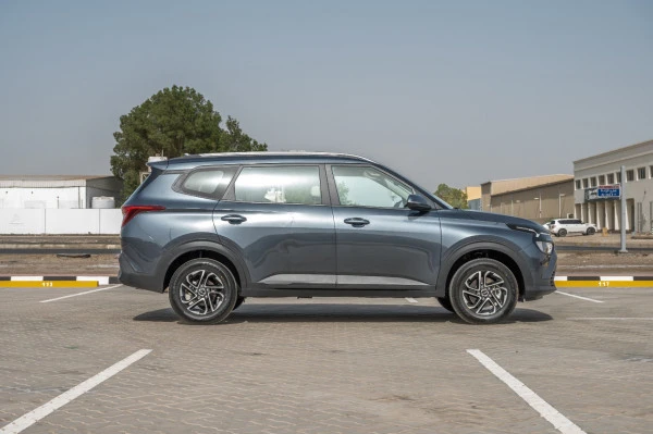  Dark Grey KIA Carens Photo 