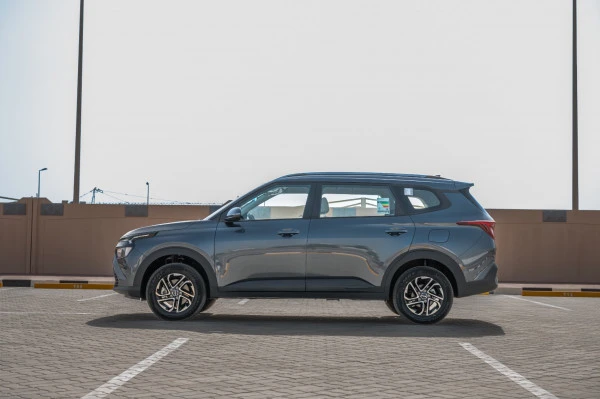  Dark Grey KIA Carens Photo 