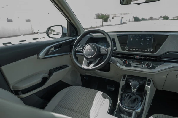  Dark Grey KIA Carens Photo 