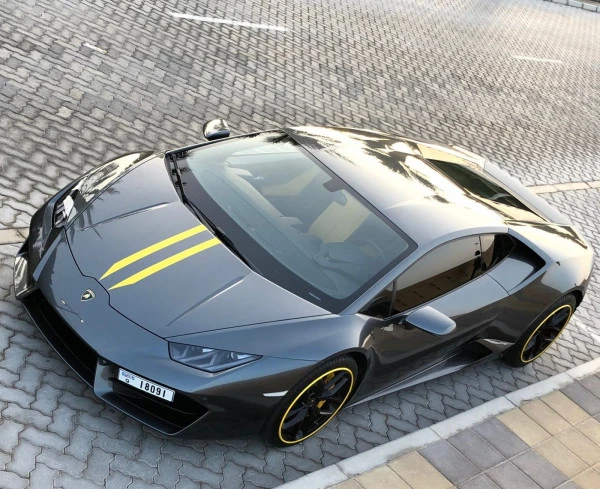 Dark Grey Lamborghini Huracan Photo 