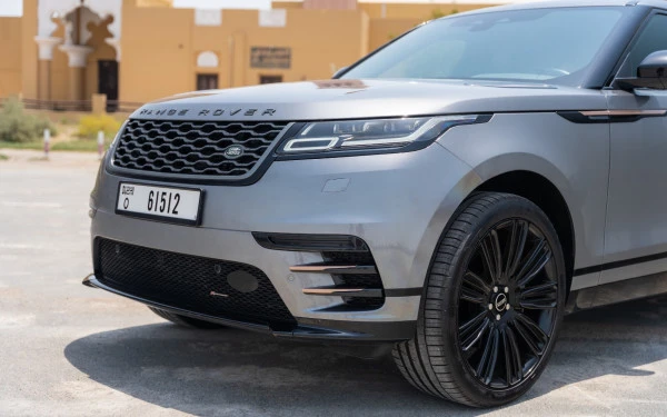  Dark Grey Range Rover Velar Photo 
