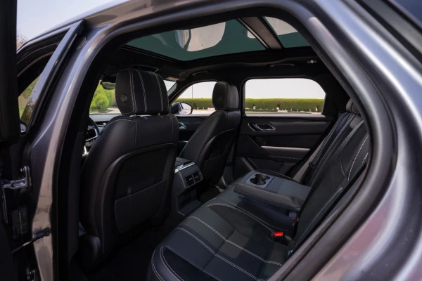  Dark Grey Range Rover Velar Photo 