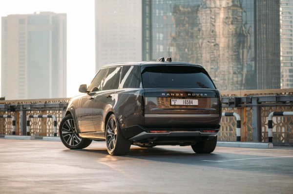  Dark Grey Range Rover Vogue HSE Photo 