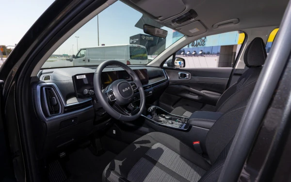  Dark Grey KIA Sorento Photo 