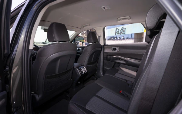  Dark Grey KIA Sorento Photo 