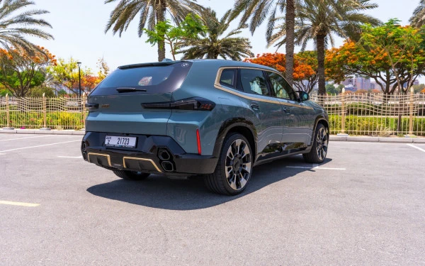  Green BMW XM Photo 