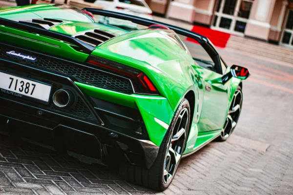  Green Lamborghini Evo Spyder Photo 