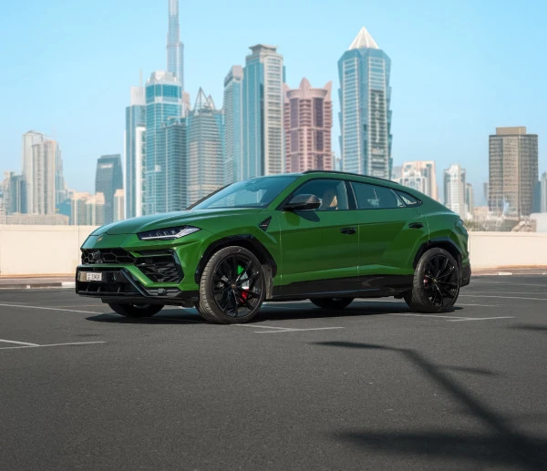  Green Lamborghini Urus Photo 