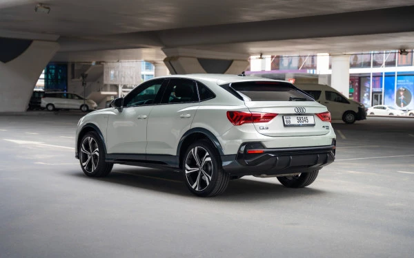  Grey Audi Q3 Sportback Photo 