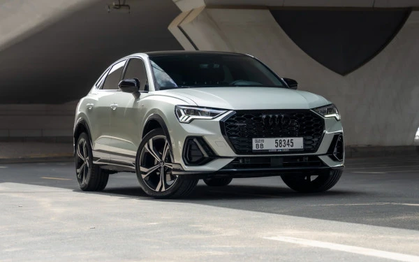  Grey Audi Q3 Sportback Photo 