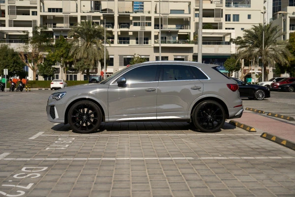  Grey Audi RSQ3 Photo 