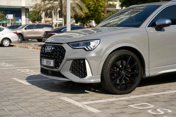  Grey Audi RSQ3 Photo 