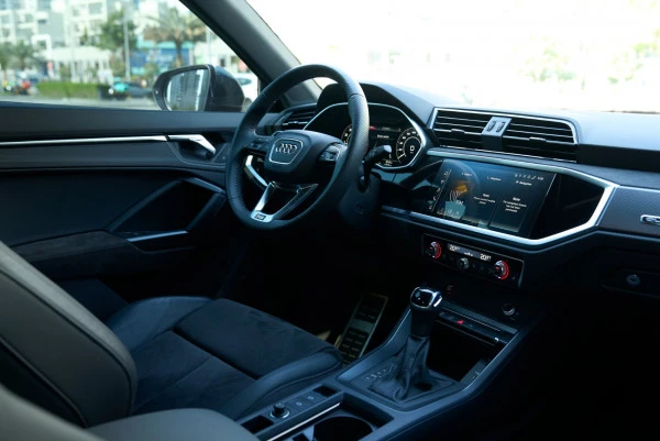  Grey Audi RSQ3 Photo 