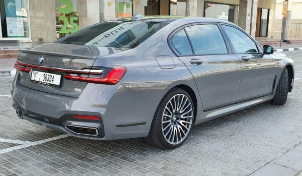  Grey BMW 750 Li M Photo 