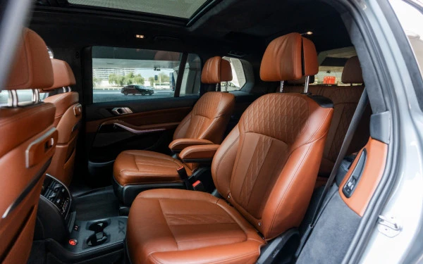  Grey BMW X7 40i Photo 