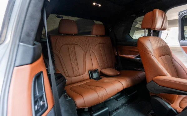  Grey BMW X7 40i Photo 