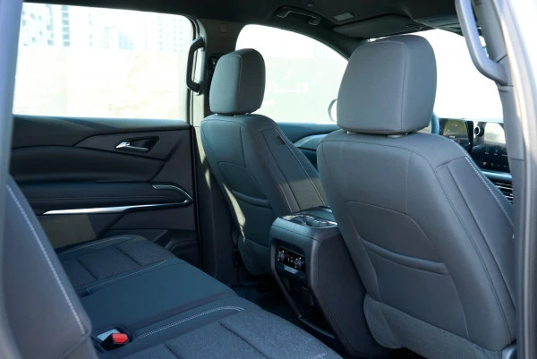  Grey Chevrolet Traverse Photo 