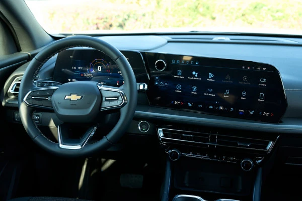  Grey Chevrolet Traverse Photo 