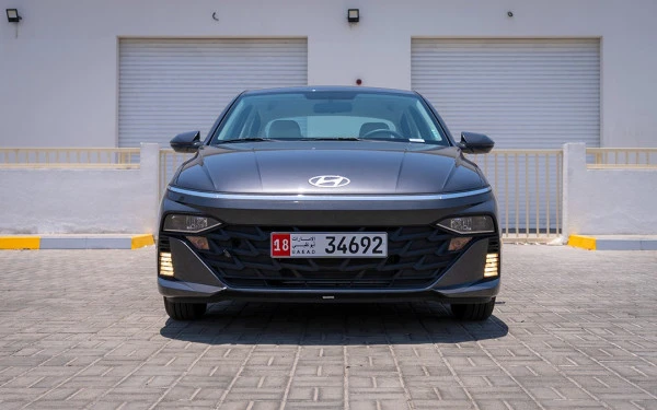  Grey Hyundai Accent Photo 