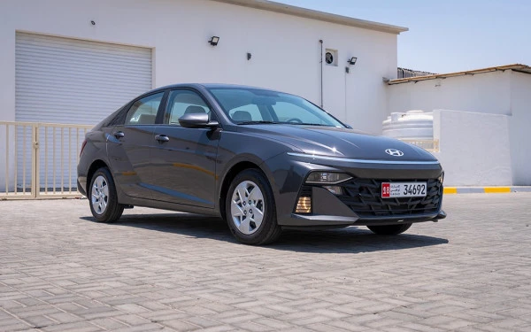  Grey Hyundai Accent Photo 