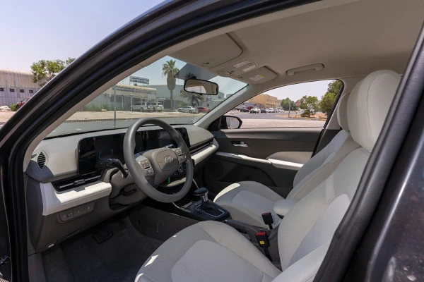  Grey Hyundai Accent Photo 