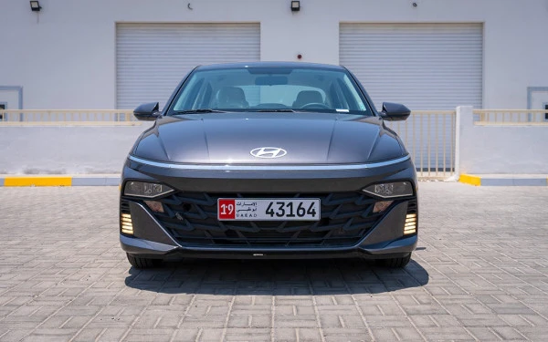  Grey Hyundai Accent Photo 