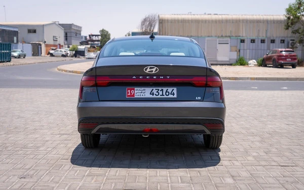  Grey Hyundai Accent Photo 