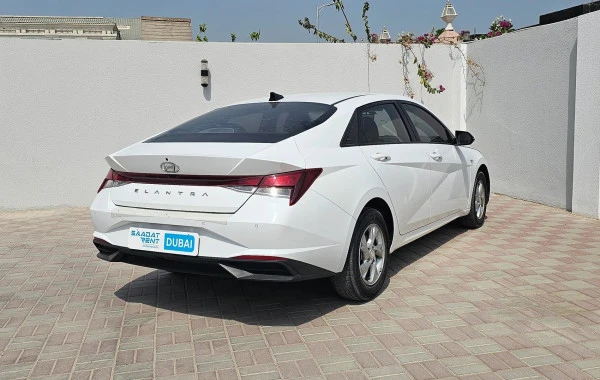  Grey Hyundai Elantra Photo 