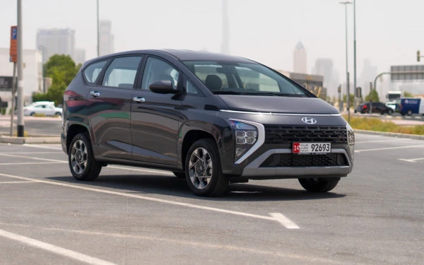  Grey Hyundai Stargazer Photo 