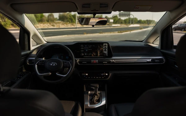  Grey Hyundai Stargazer Photo 