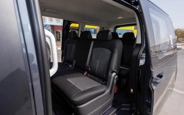  Grey Hyundai Staria Photo 