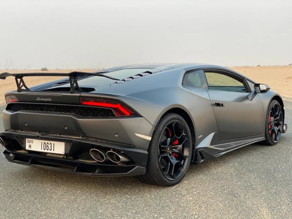  Grey Lamborghini Huracan Photo 