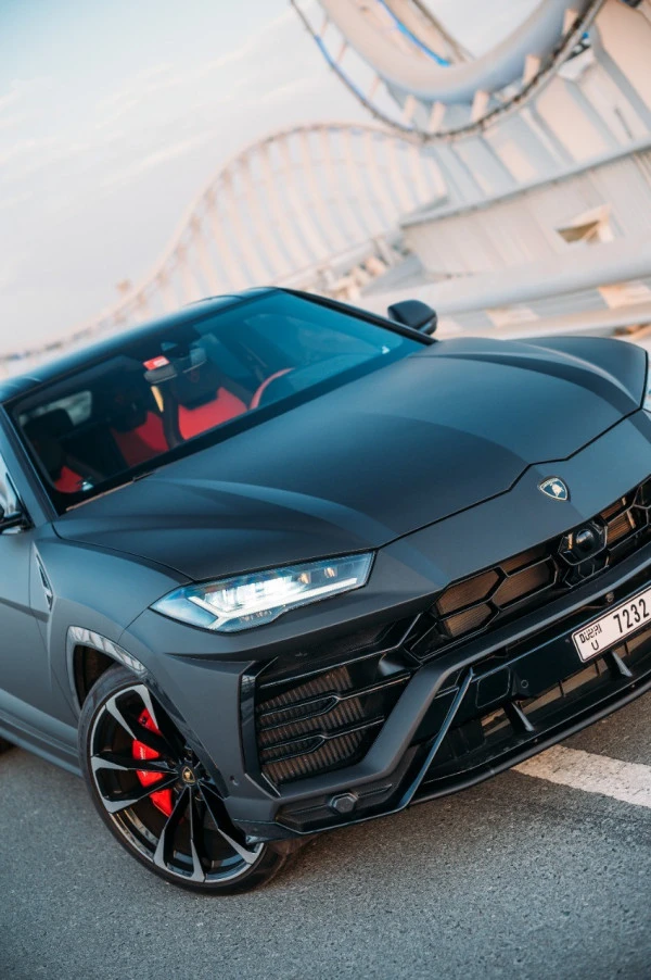  Black Lamborghini Urus Photo 