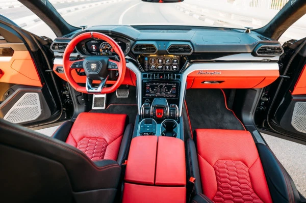  Black Lamborghini Urus Photo 