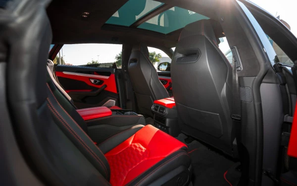  Grey Lamborghini Urus Photo 