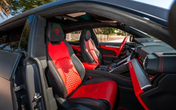  Grey Lamborghini Urus Photo 