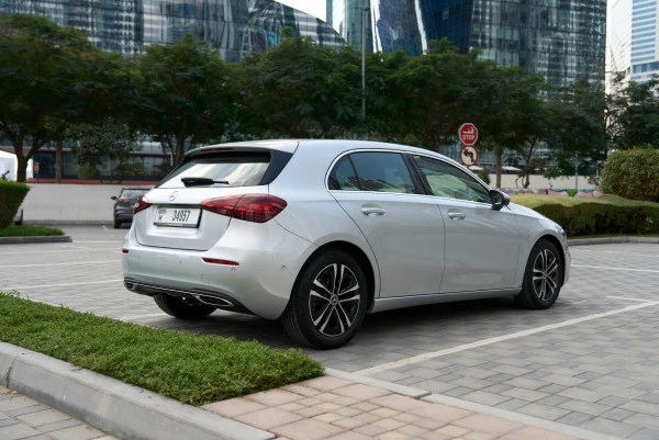  Grey Mercedes A180 Photo 