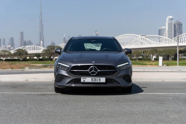  Grey Mercedes A180 Photo 