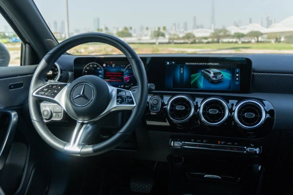  Grey Mercedes A180 Photo 