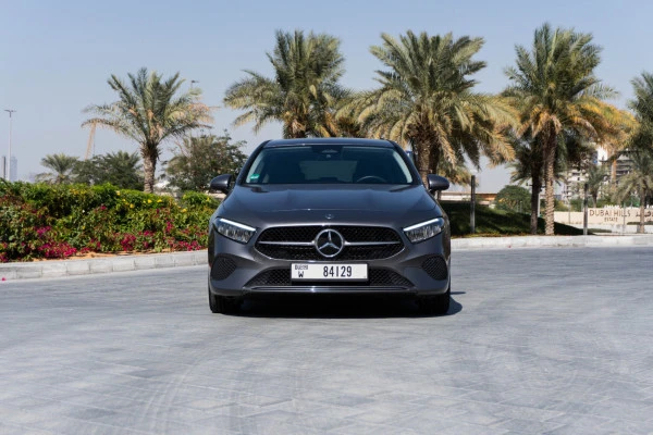  Grey Mercedes A180 Photo 