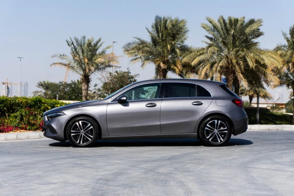  Grey Mercedes A180 Photo 