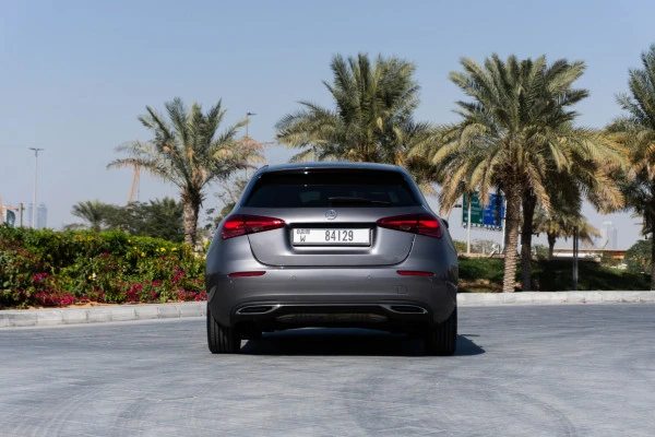  Grey Mercedes A180 Photo 