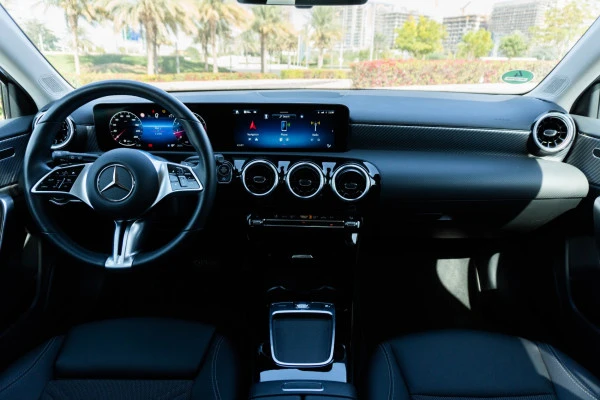  Grey Mercedes A180 Photo 