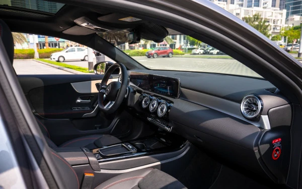  Grey Mercedes A200 Photo 