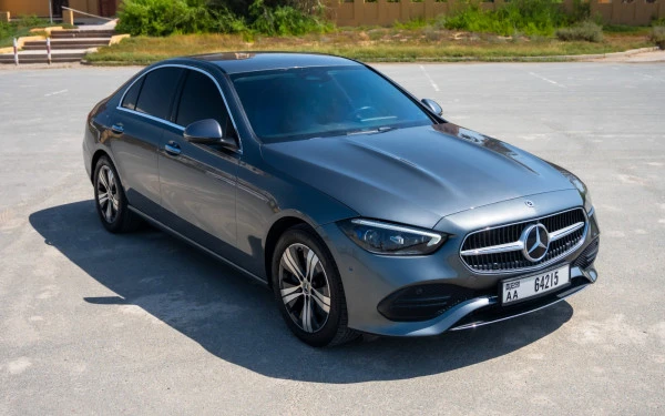  Grey Mercedes C200 Photo 