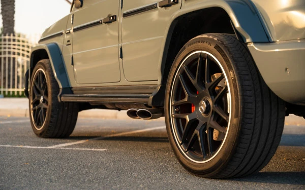  Grey Mercedes G63 AMG Photo 